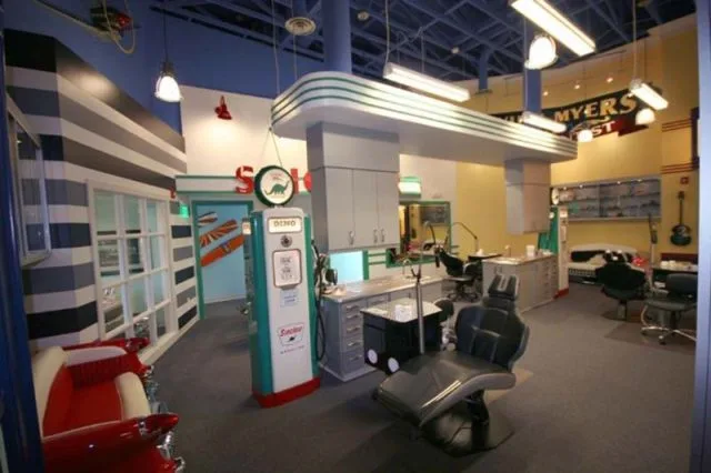 Explore the Most Innovative and Fun Dental Office Design Image 8